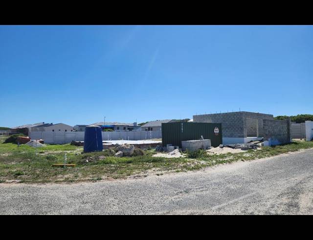 2 BEDROOM HOUSE FOR SALE IN KLEINBAAI